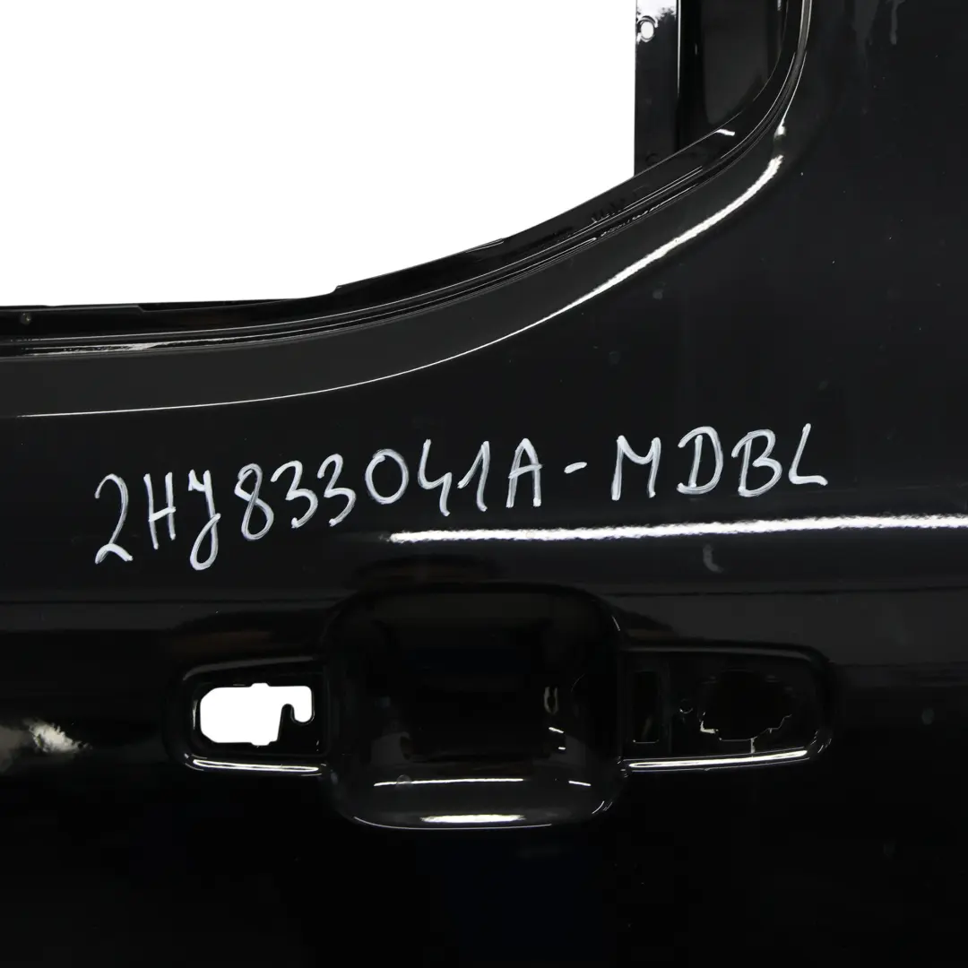 Porta Posteriore Sinistra Laterale Doppia Cabina Midnight Black 2F9 per VW Amarok NF con numero di parte 2HJ833041A VW Amarok NF Porta Posteriore Sinistra Laterale Doppia Cabina Midnight Black 2F9 - SKU 2HJ833041A-MDBL - Numero di parte 2HJ833041A