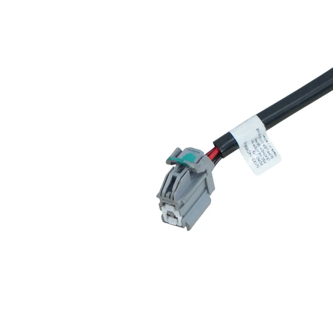 Sedile Anteriore Destro Riscaldato Pelle Nera Punto Marrone per Volkswagen Amarok con numero di parte 2HJ881406BL Volkswagen Amarok Sedile Anteriore Destro Riscaldato Pelle Nera Punto Marrone - SKU 2HJ881406BL - Numero di parte 2HJ881406BL