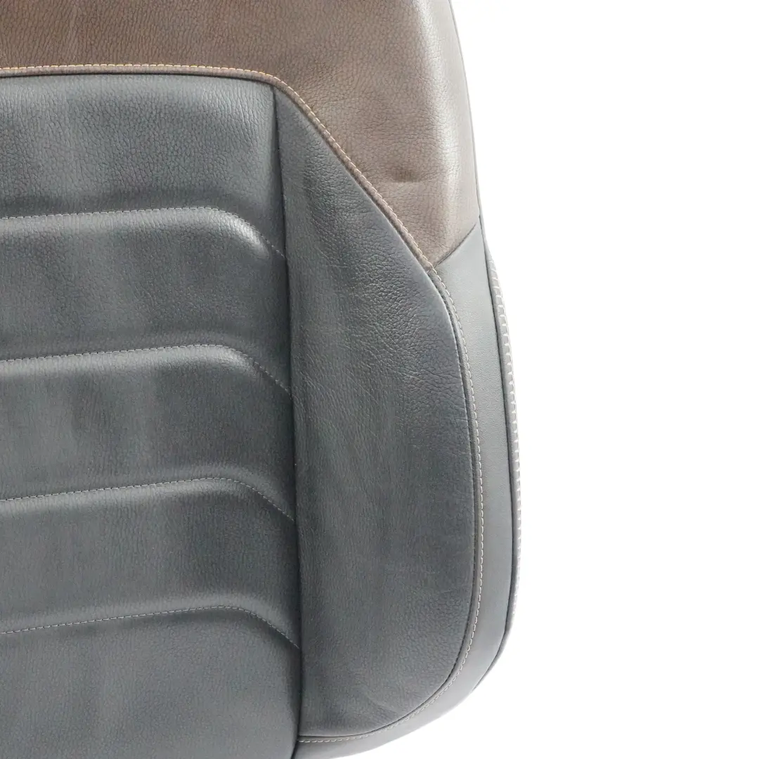 Schienale Anteriore Destro Riscaldato Pelle Nera Cuciture Marroni per VW Amarok NF con numero di parte 2HJ881806EQ VW Amarok NF Schienale Anteriore Destro Riscaldato Pelle Nera Cuciture Marroni - SKU 2HJ881806EQ - Numero di parte 2HJ881806EQ