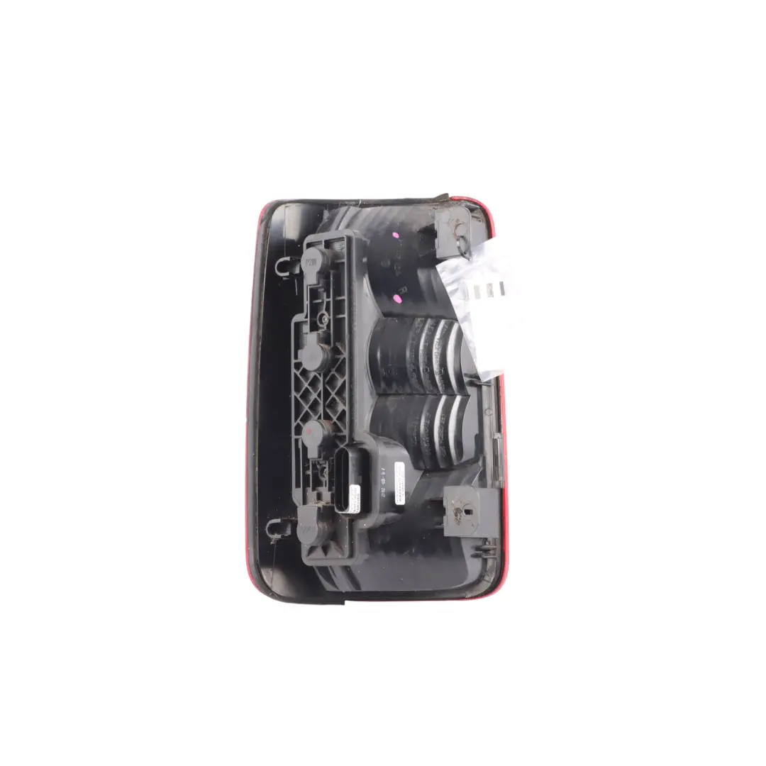 Volkswagen Caddy Maxi 2K Fanale Posteriore Esterno Destro - SKU 2K0945112A - Numero di parte 2K0945112A