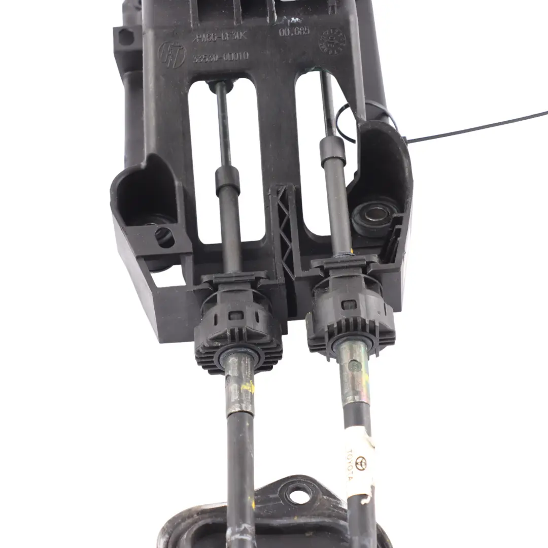XP10 Manual Gearbox Gear Selector Linkage 5 Speed to Toyota Yaris with Part number 335300D010 Toyota Yaris XP10 Manual Gearbox Gear Selector Linkage 5 Speed - SKU 335300D010 - Part number 335300D010