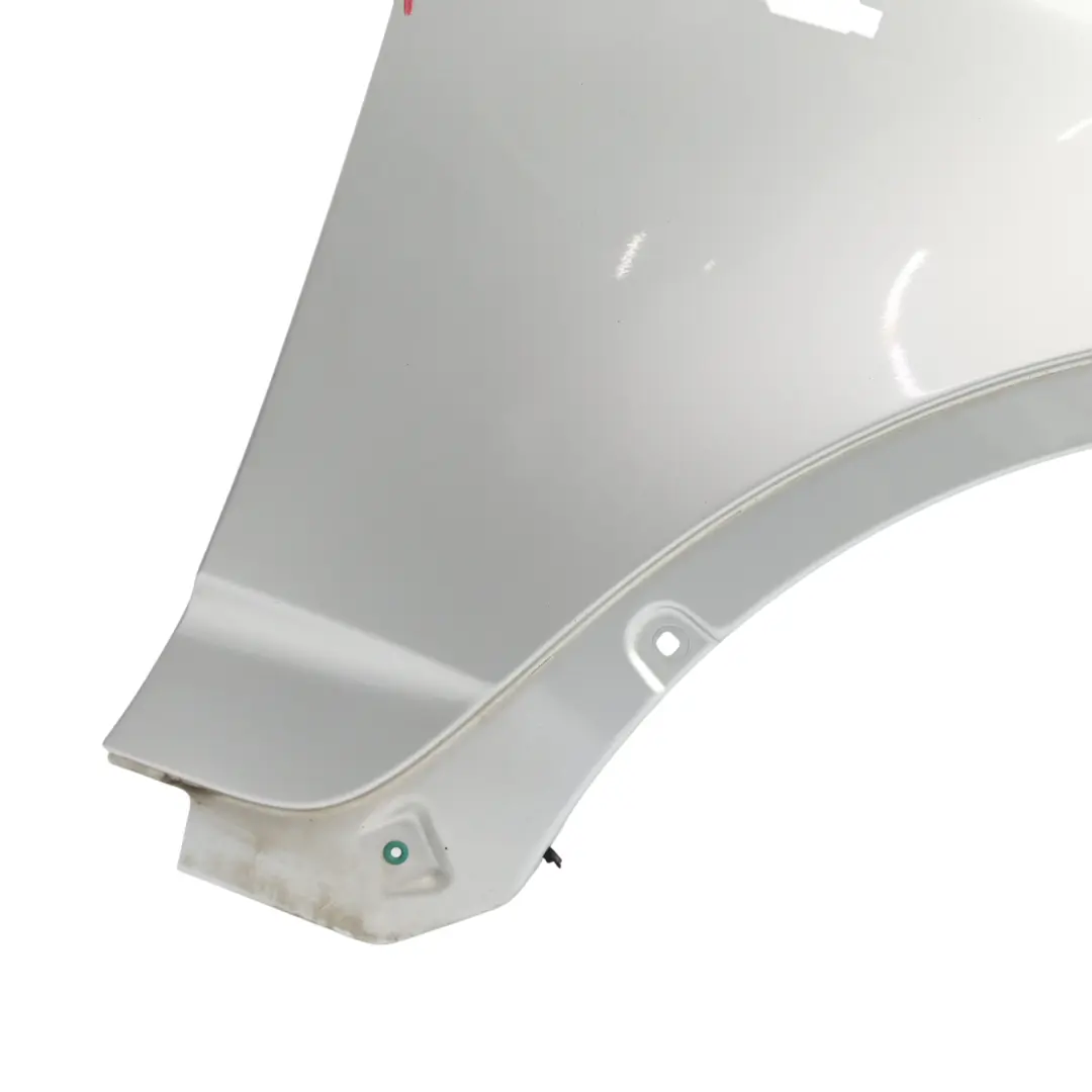 Błotnik Prawy Przód Titansilber Silver - 354 do BMW X3 E83 o numerze 3405922 BMW X3 E83 Błotnik Prawy Przód Titansilber Silver - 354 - SKU 3405922-TS4 - Numer Części 3405922