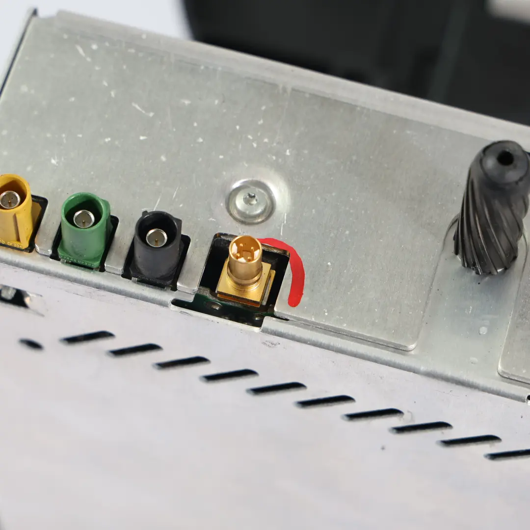 Mini Cooper One R55 R56 R57 LCI R60 Radio Boost CD Player Unit Head 3456601 - SKU 3456601-1 - Part number 3456872