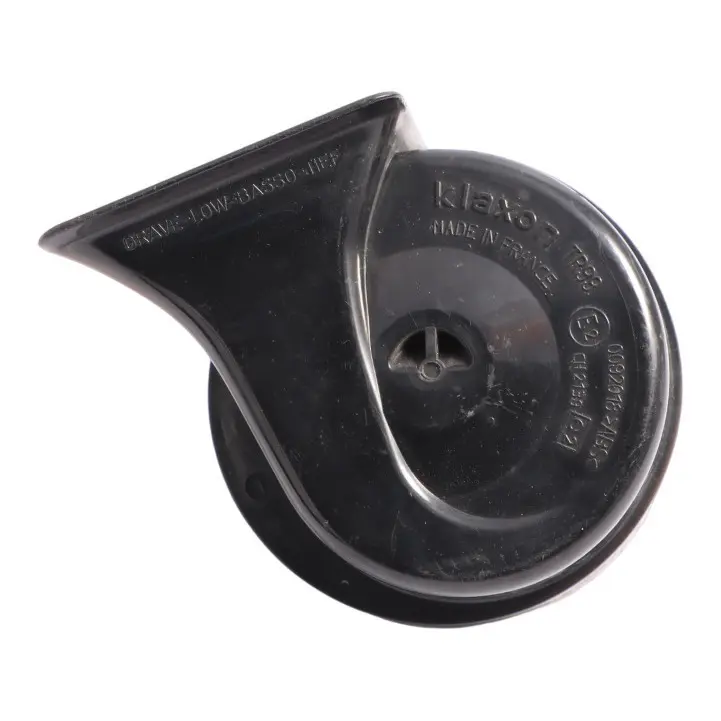 8L TT 8N VW Golf Mk4 Horn Fanfare Signal Alarm Low Tone to Audi A3 S3 with Part number 3B0951221 Audi A3 S3 8L TT 8N VW Golf Mk4 Horn Fanfare Signal Alarm Low Tone - SKU 3B0951221 - Part number 3B0951221