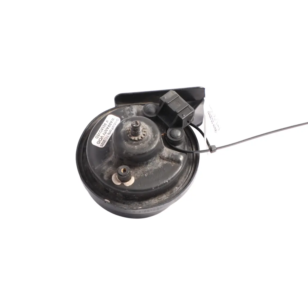 8L TT 8N VW Golf Mk4 Horn Fanfare Signal Alarm Low Tone to Audi A3 S3 with Part number 3B0951221 Audi A3 S3 8L TT 8N VW Golf Mk4 Horn Fanfare Signal Alarm Low Tone - SKU 3B0951221 - Part number 3B0951221