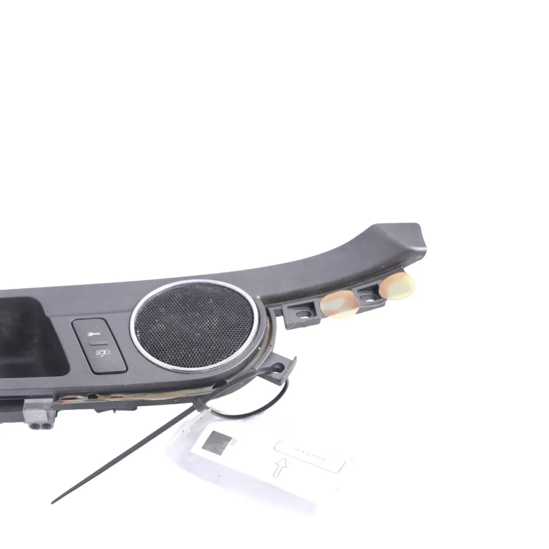 Mk1 Front Door Inner Handle Cover Right O/S to VW Volkswagen Phaeton with Part number 3D0837114 VW Volkswagen Phaeton Mk1 Front Door Inner Handle Cover Right O/S - SKU 3D0837114 - Part number 3D0837114