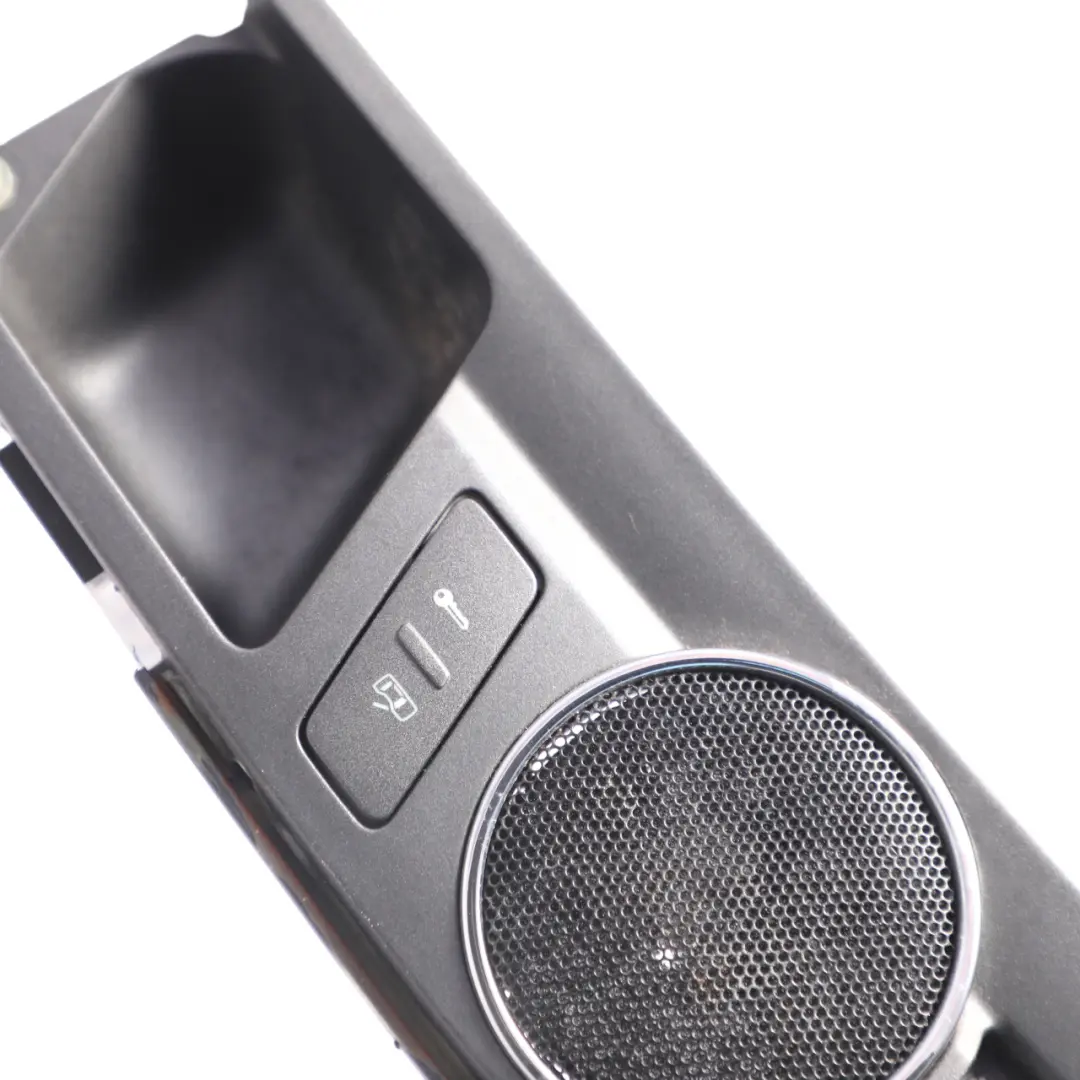 Mk1 Front Door Inner Handle Cover Right O/S to VW Volkswagen Phaeton with Part number 3D0837114 VW Volkswagen Phaeton Mk1 Front Door Inner Handle Cover Right O/S - SKU 3D0837114 - Part number 3D0837114