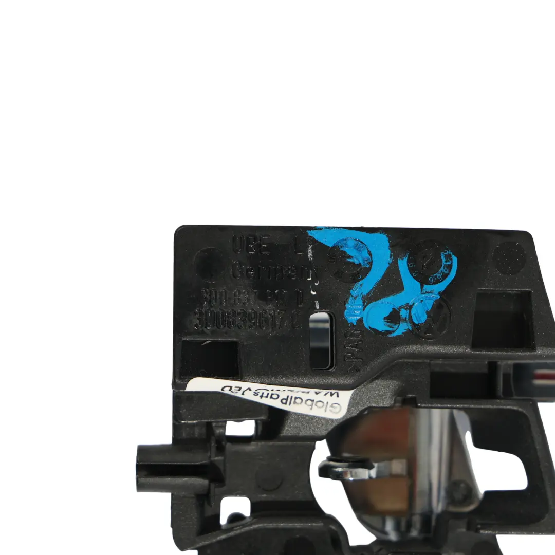 Asidero Interior Puerta Delantera Izquierda para Volkswagen Phaeton 3D con número de pieza 3D0837617D Volkswagen Phaeton 3D Asidero Interior Puerta Delantera Izquierda - SKU 3D0837617D - Número de pieza 3D0837617D