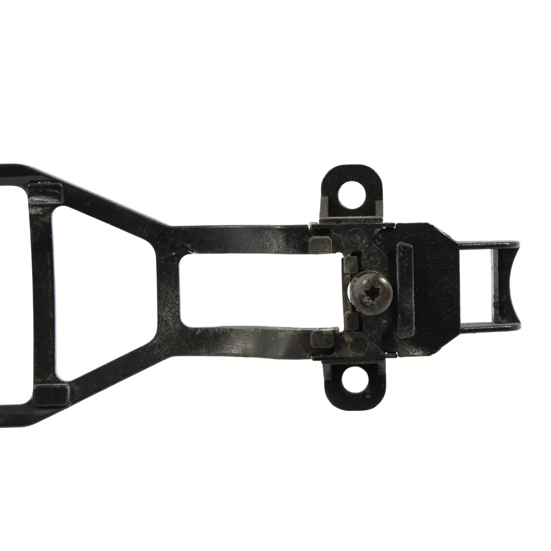 Hintertür Haltegriff Basis Unterstützung Rechts für Volkswagen Phaeton 3D mit Teilenummer 3D0837886H Volkswagen Phaeton 3D Hintertür Haltegriff Basis Unterstützung Rechts - SKU 3D0837886H - Teilenummer 3D0837886H