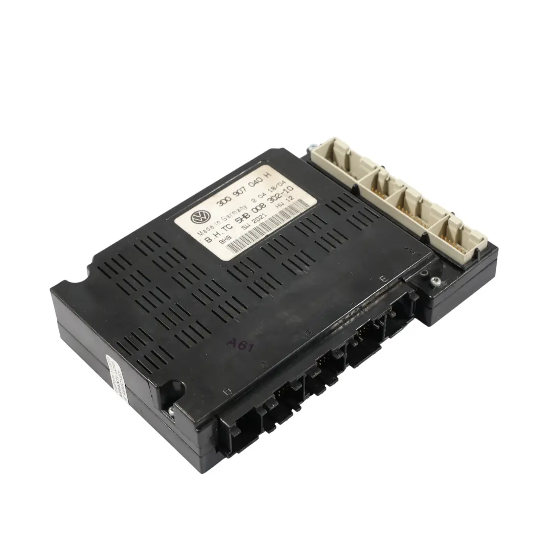 Climate Air Conditioning Control Module Unit to VW Volkswagen Phaeton 3D with Part number 3D0907040H VW Volkswagen Phaeton 3D Climate Air Conditioning Control Module Unit - SKU 3D0907040H - Part number 3D0907040H