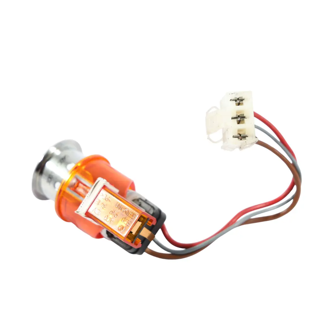 Embellecedor Consola Central 12V Enchufe para Volkswagen Phaeton 3D con número de pieza 3D0919309D Volkswagen Phaeton 3D Embellecedor Consola Central 12V Enchufe - SKU 3D0919309D - Número de pieza 3D0919309D