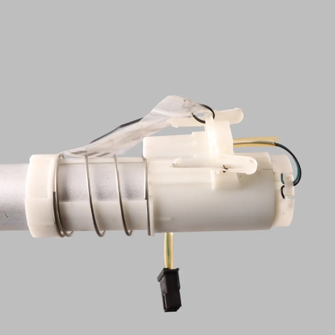 Audi S8 D3 Fuel Tank Pump Sensor Sender Unit Gauge Right O/S - SKU 3D0919673M - Part number 3D0919673M