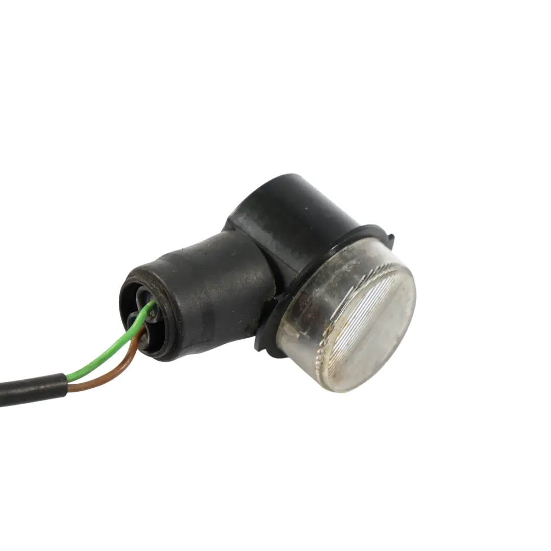 Lampa Oświetlenia Lusterka Lewy Przód do VW Volkswagen Phaeton 3D o numerze 3D0945291 VW Volkswagen Phaeton 3D Lampa Oświetlenia Lusterka Lewy Przód - SKU 3D0945291 - Numer Części 3D0945291