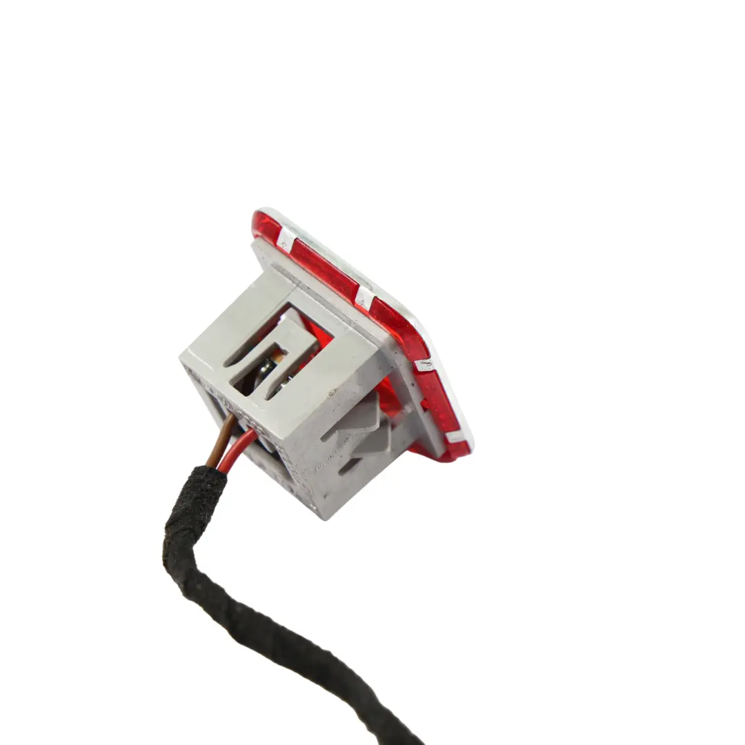 Door Red Light Rear Left Right N/O/S to VW Volkswagen Phaeton 3D with Part number 3D0947411D VW Volkswagen Phaeton 3D Door Red Light Rear Left Right N/O/S - SKU 3D0947411D - Part number 3D0947411D