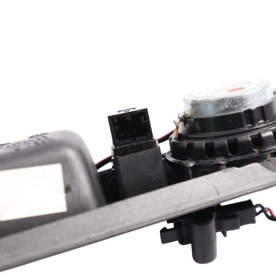 Speaker Cover Panel Handle Surround Trim Rear Right O/S to VW Phaeton 3D with Part number 3D4839114E VW Phaeton 3D Speaker Cover Panel Handle Surround Trim Rear Right O/S - SKU 3D4839114E - Part number 3D4839114E