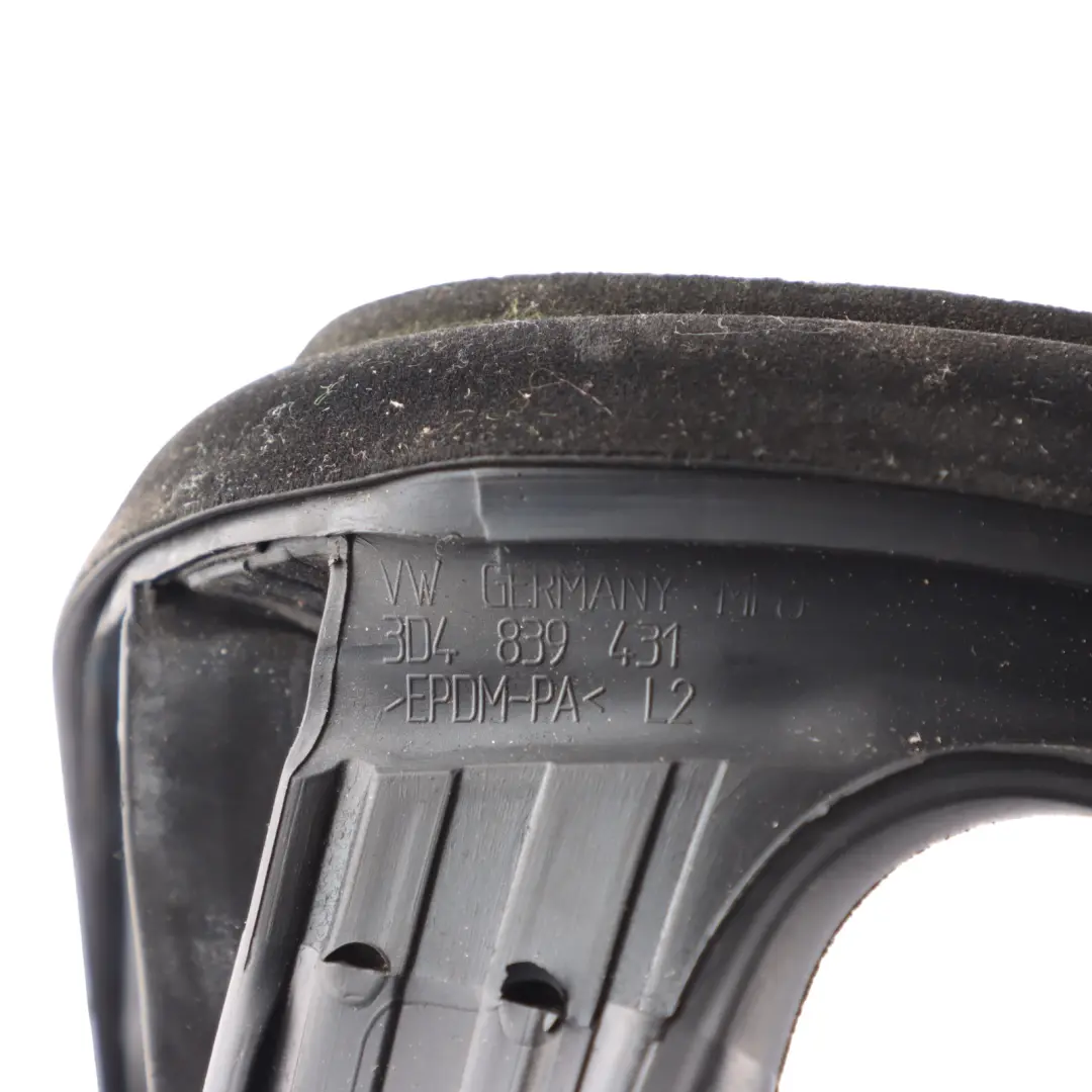 GP0 3D Window Seal Door Rear Left N/S Fixed Window Glass to VW Phaeton with Part number 3D4839431CG VW Phaeton GP0 3D Window Seal Door Rear Left N/S Fixed Window Glass - SKU 3D4839431CG - Part number 3D4839431CG