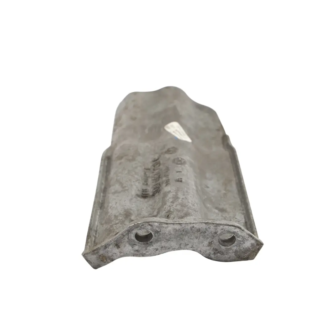 8Y Albero Trasmissione Protezione Calore Pannello Destro per Audi S3 con numero di parte 3Q0407720C Audi S3 8Y Albero Trasmissione Protezione Calore Pannello Destro - SKU 3Q0407720C - Numero di parte 3Q0407720C