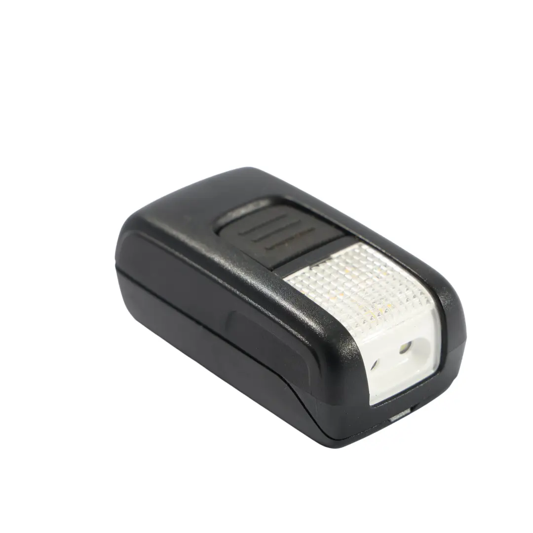 Mk2 1Z Lampka Wewnętrzna Oświetlenie Bagażnika do Skoda Octavia o numerze 3T0947417E Skoda Octavia Mk2 1Z Lampka Wewnętrzna Oświetlenie Bagażnika - SKU 3T0947417E - Numer Części 3T0947417E