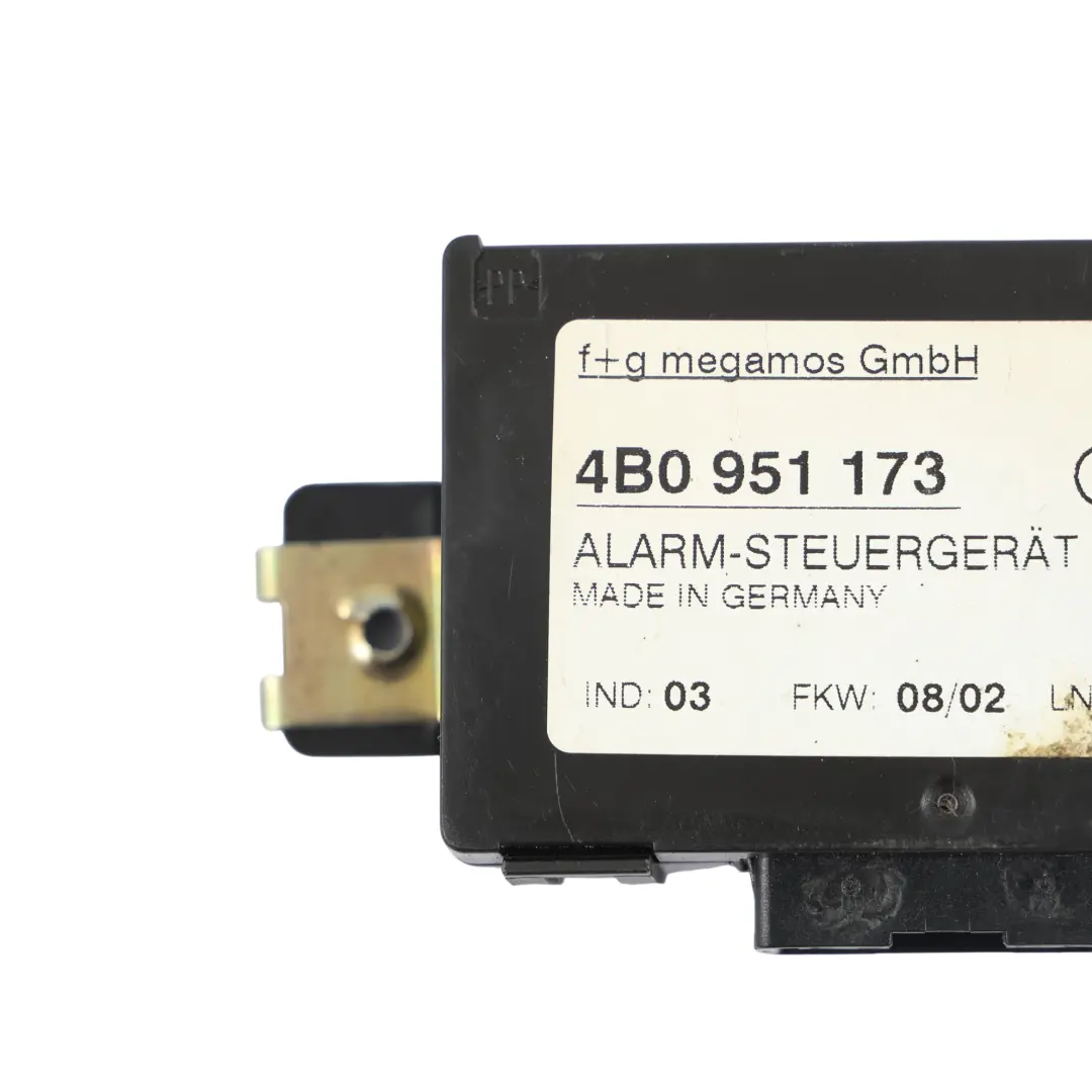 8L A4 B5 A6 C5 Alarm Control Module Unit ECU to Audi A3 with Part number 4B0951173 Audi A3 8L A4 B5 A6 C5 Alarm Control Module Unit ECU - SKU 4B0951173 - Part number 4B0951173