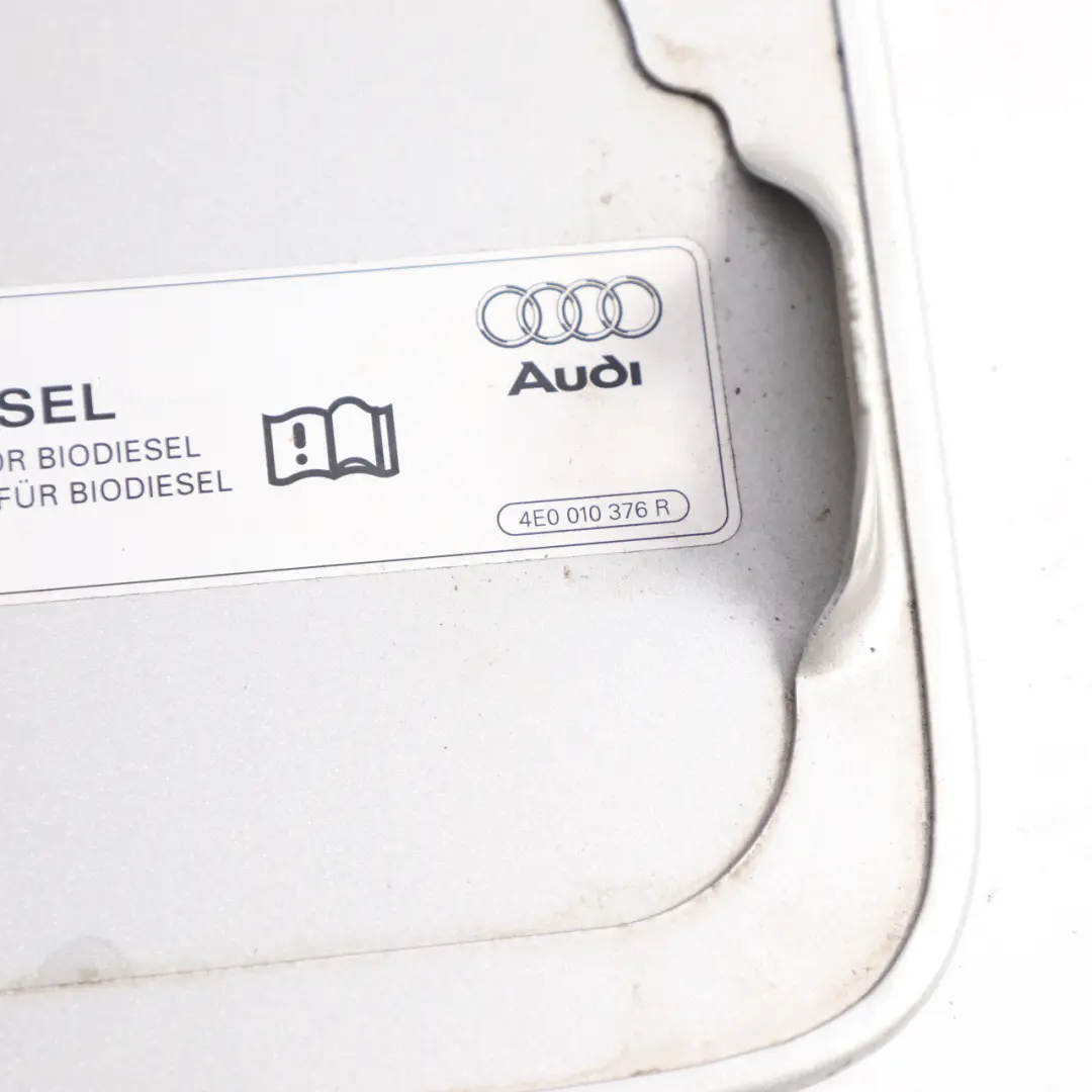 Flap Cap Cover Light Silver - Y7W to Audi A4 B7 TDI Fuel Tank with Part number 4E0010376R Audi A4 B7 TDI Fuel Tank Flap Cap Cover Light Silver - Y7W - SKU 4E0010376R-LS - Part number 4E0010376R