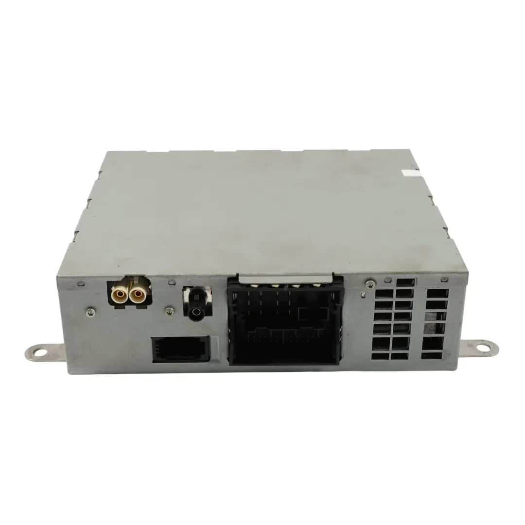 Tuner Wzmacniacz Radiowy Harman Becker do Audi A8 D3 o numerze 4E0035061D Audi A8 D3 Tuner Wzmacniacz Radiowy Harman Becker - SKU 4E0035061D - Numer Części 4E0035061D