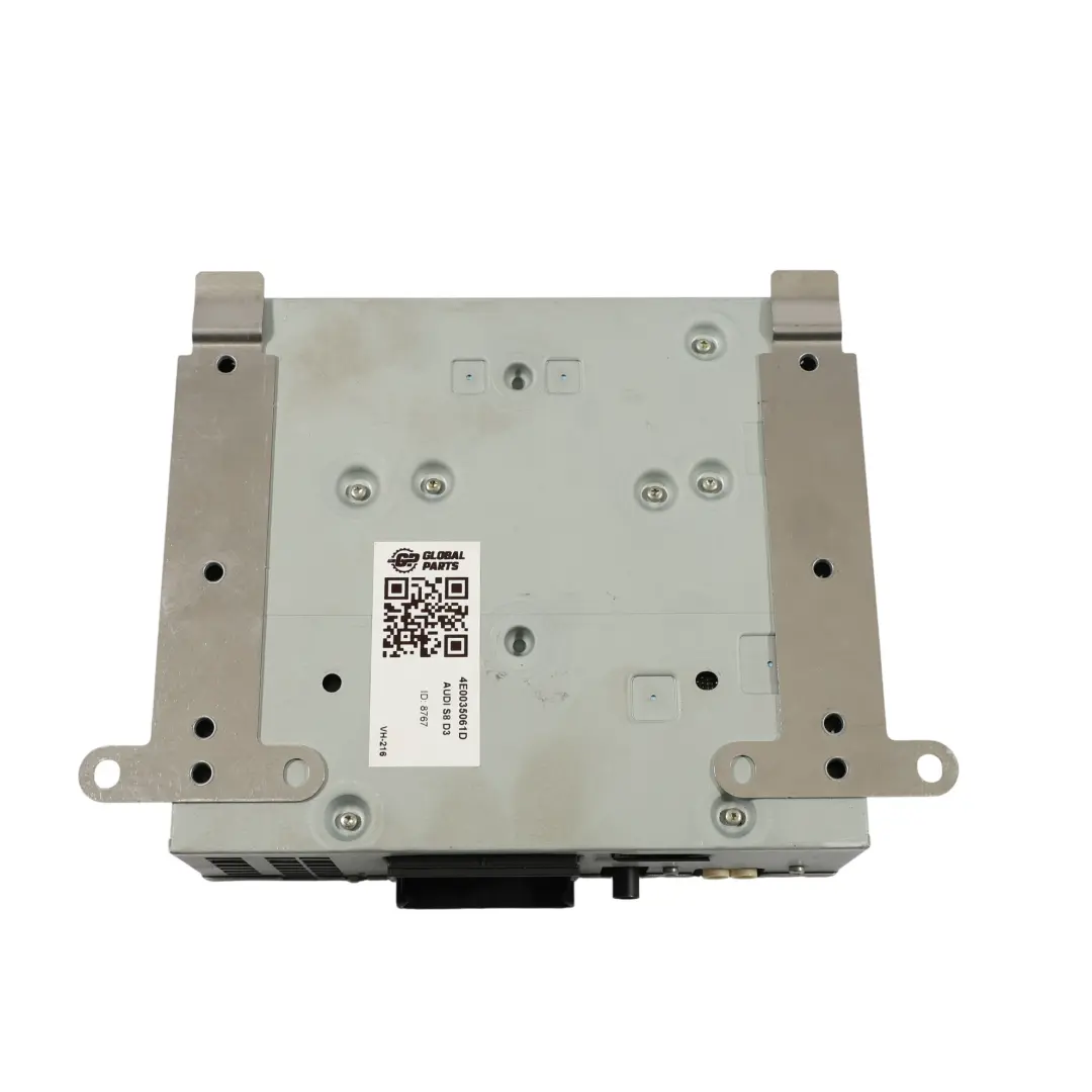 Radio Audio Amplificatore Tuner Harman Becker per Audi A8 D3 con numero di parte 4E0035061D Audi A8 D3 Radio Audio Amplificatore Tuner Harman Becker - SKU 4E0035061D - Numero di parte 4E0035061D