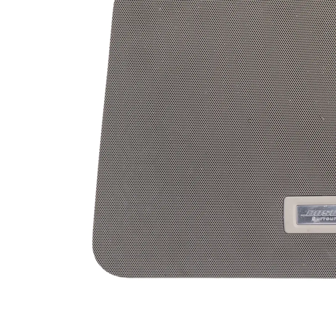 Panel Cubierta Altavoz Subwoofer Bose Sonido Envolvente A para Audi A8 S8 D3 con número de pieza 4E0035435 Audi A8 S8 D3 Panel Cubierta Altavoz Subwoofer Bose Sonido Envolvente A - SKU 4E0035435 - Número de pieza 4E0035435
