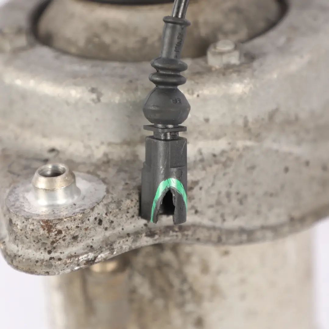 Pneumatic Front Shock Absorber Left N/S to Audi A8 S8 D3 Air with Part number 4E0616039AK Audi A8 S8 D3 Air Pneumatic Front Shock Absorber Left N/S - SKU 4E0616039AK - Part number 4E0616039AK