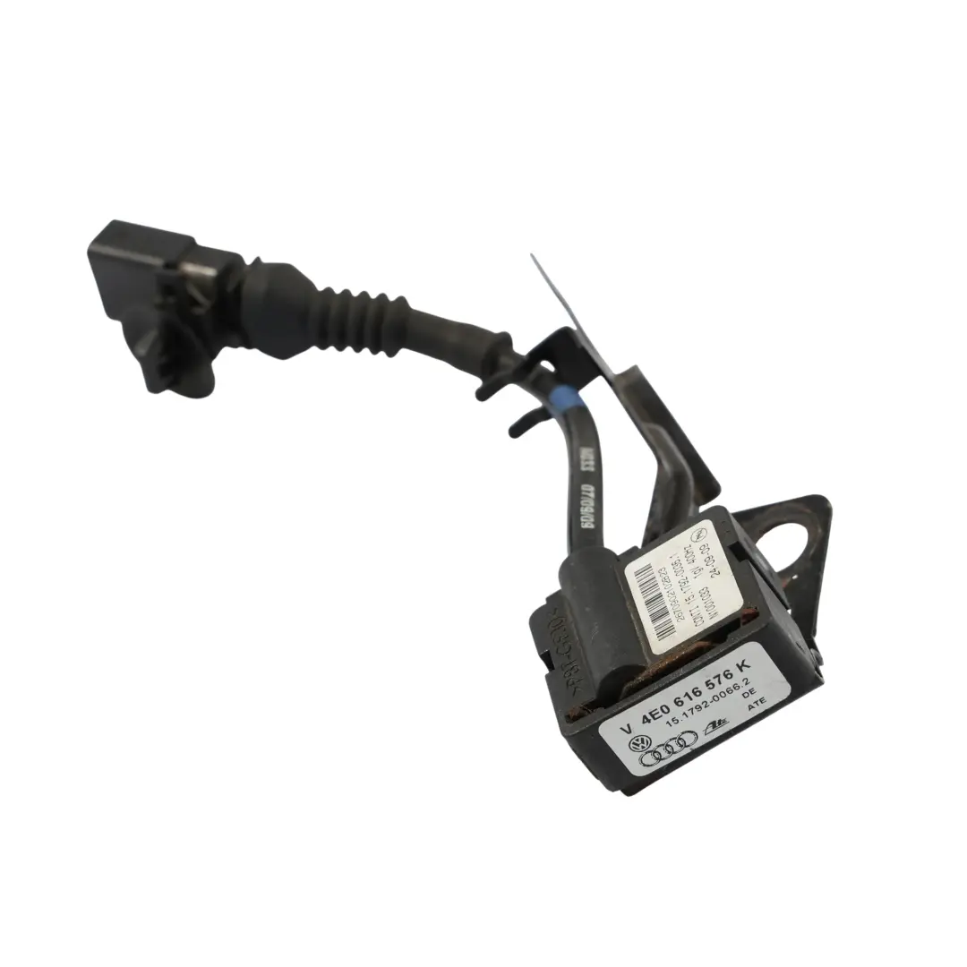 Sensore Ammortizzatore Anteriore Destro per Audi A8 S8 D3 con numero di parte 4E0616576K Audi A8 S8 D3 Sensore Ammortizzatore Anteriore Destro - SKU 4E0616576K-1 - Numero di parte 4E0616576K