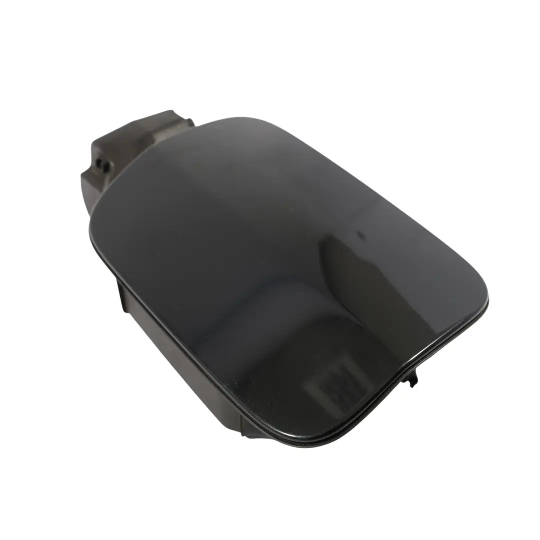 Pokrywa Klapka Wlewu Paliwa Czarna - Z9Y 4E0809857E do Audi A8 D3 o numerze 4E0809857E-PHB Audi A8 D3 Pokrywa Klapka Wlewu Paliwa Czarna - Z9Y 4E0809857E - SKU 4E0809857E-PHB - Numer Części 4E0809857E-PHB