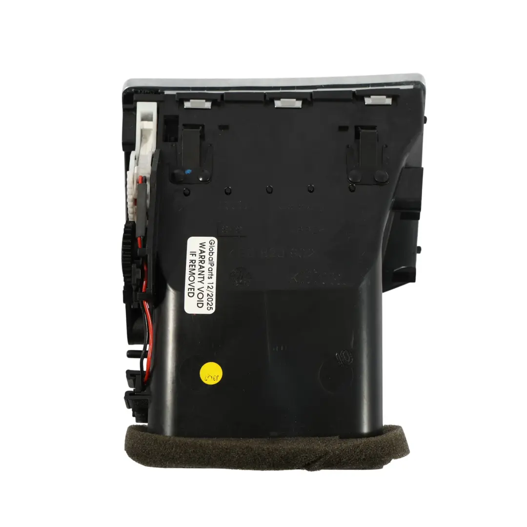 Cruscotto Griglia Aerazione Rivestimento Anteriore Destro per Audi A8 D3 con numero di parte 4E0820902 Audi A8 D3 Cruscotto Griglia Aerazione Rivestimento Anteriore Destro - SKU 4E0820902 - Numero di parte 4E0820902