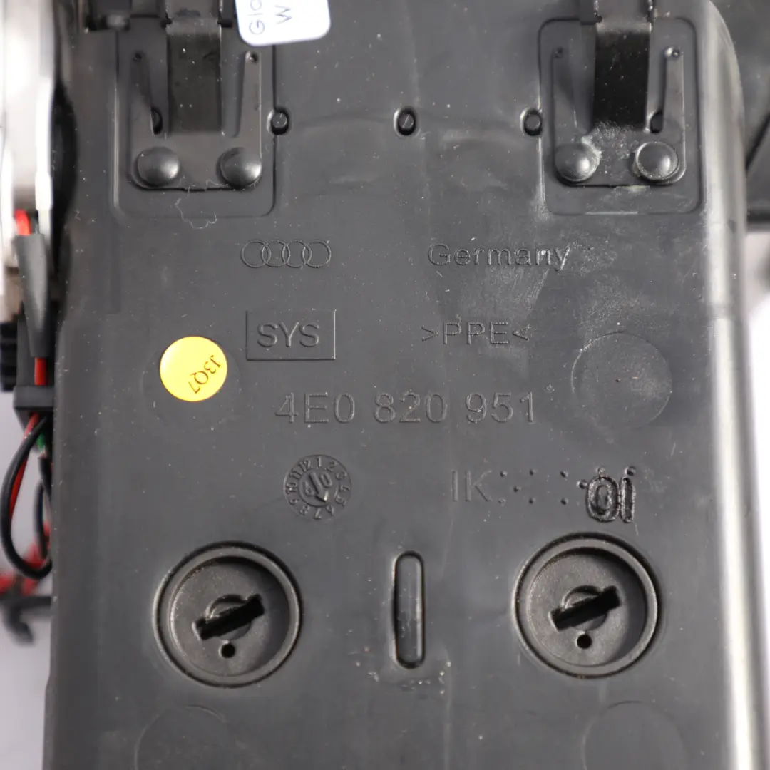 Vent Dashboard Center Left N/S Air Duct to Audi A8 S8 D3 Air with Part number 4E0820951 Audi A8 S8 D3 Air Vent Dashboard Center Left N/S Air Duct - SKU 4E0820951 - Part number 4E0820951