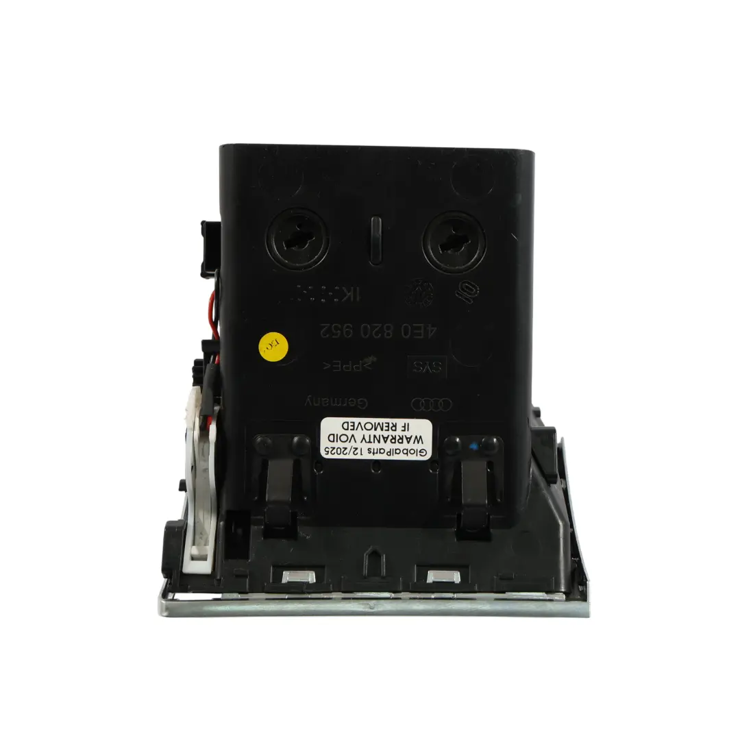 Salpicadero Rejilla Ventilación Panel Central Derecho para Audi A8 D3 con número de pieza 4E0820952 Audi A8 D3 Salpicadero Rejilla Ventilación Panel Central Derecho - SKU 4E0820952 - Número de pieza 4E0820952