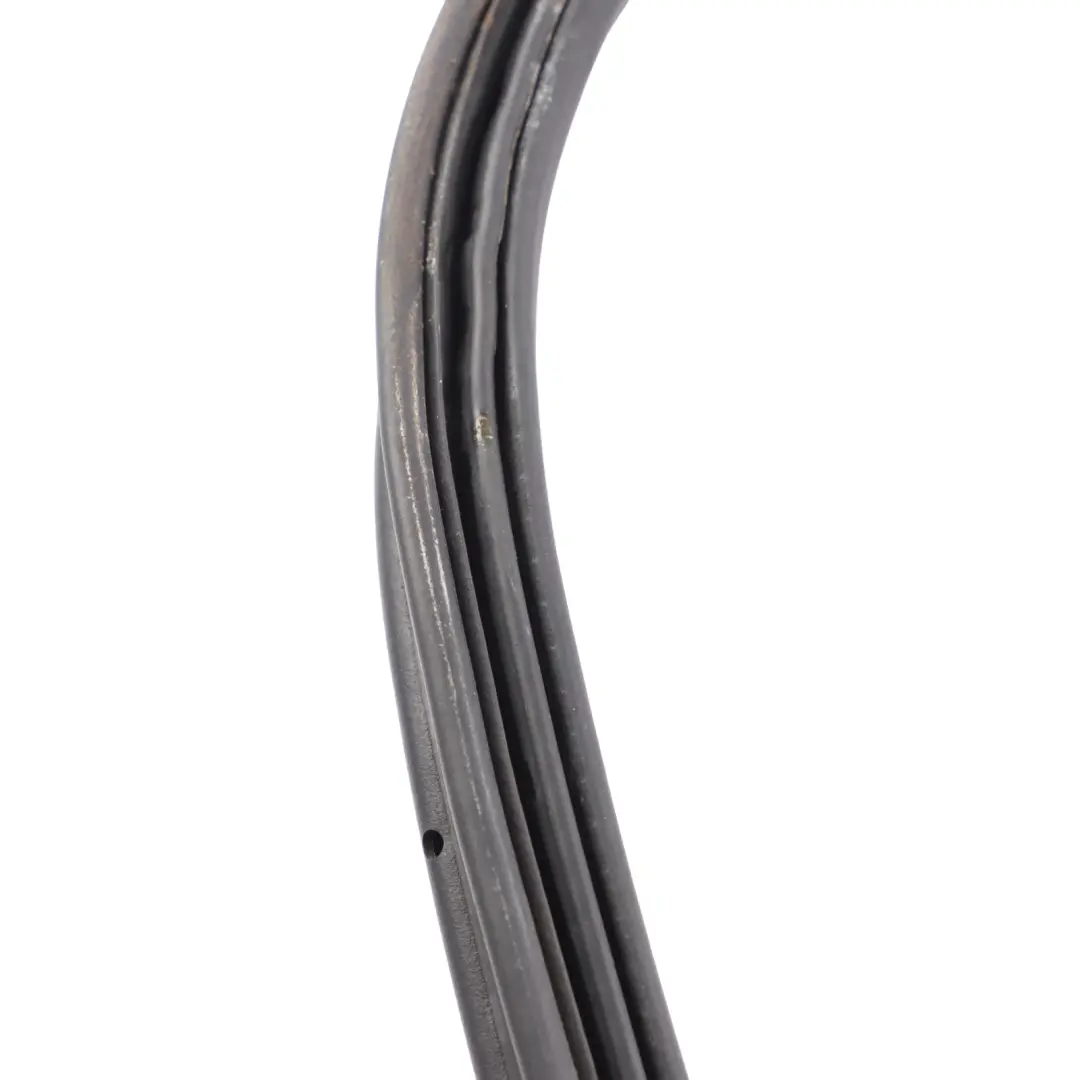 Audi A8 S8 D3 Guarnizione Gomma Cofano Bagagliaio Portellone 4E0827705D - SKU 4E0827705E - Numero di parte 4E0827705E