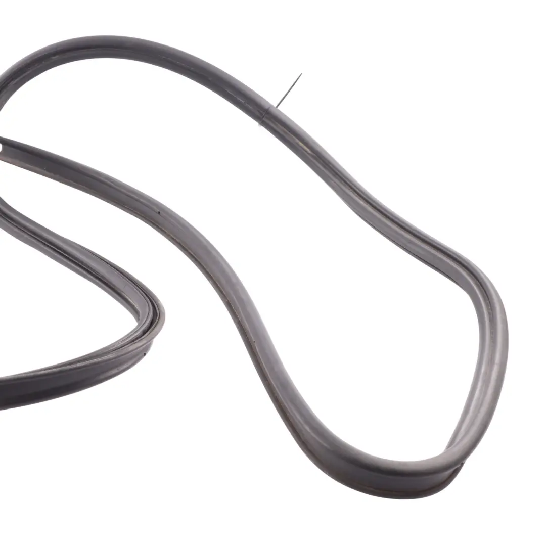 Boot Trunk Lid Tailgate Sealing Rubber Gasket Seal 4E0827705D to Audi A8 S8 D3 with Part number 4E0827705E Audi A8 S8 D3 Boot Trunk Lid Tailgate Sealing Rubber Gasket Seal 4E0827705D - SKU 4E0827705E - Part number 4E0827705E