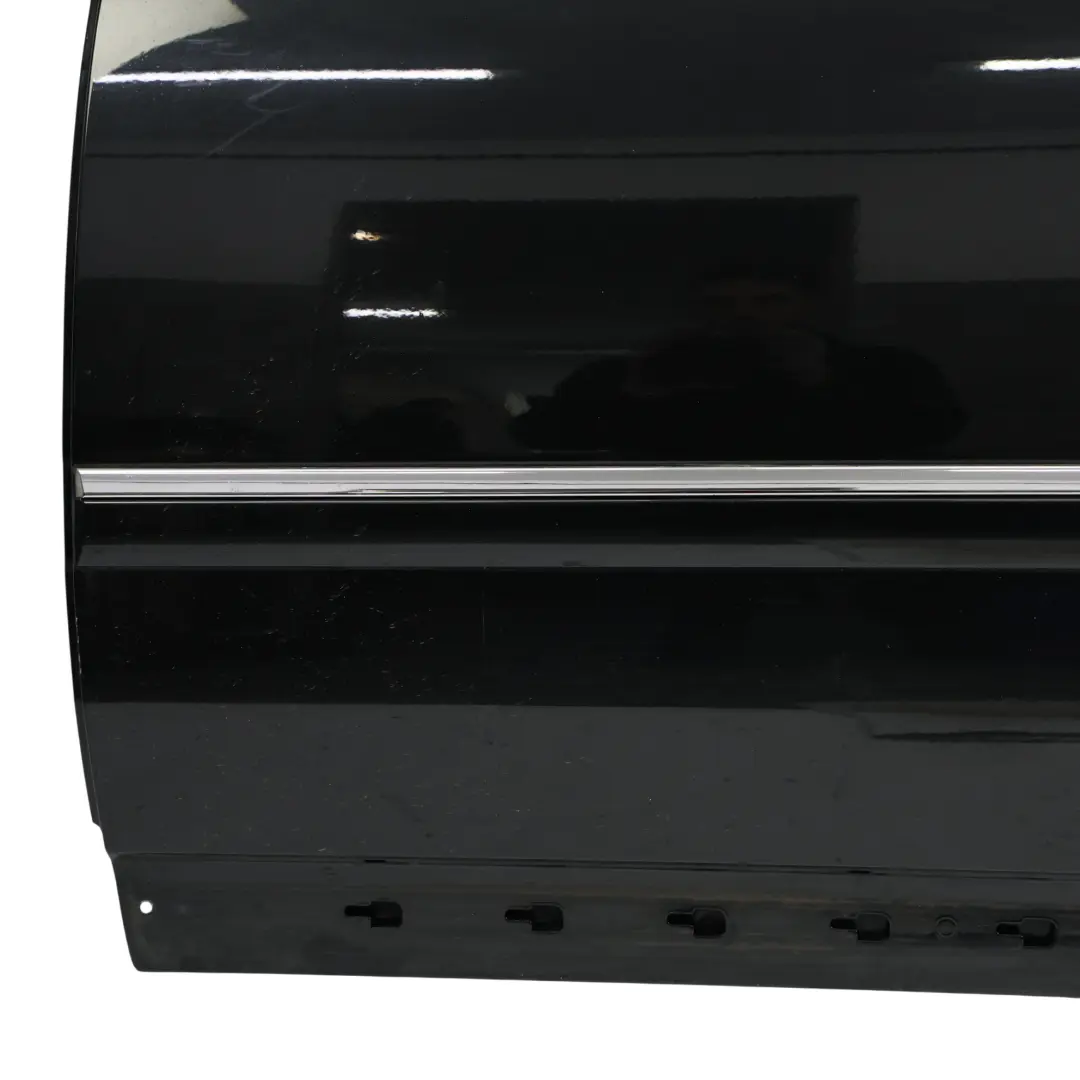 Panneau De Porte Avant Gauche Phantom Black Noir - Z9Y pour Audi A8 D3 à propos du numéro de pièce 4E0831051C Audi A8 D3 Panneau De Porte Avant Gauche Phantom Black Noir - Z9Y - SKU 4E0831051C-PHB - Numéro de pièce 4E0831051C