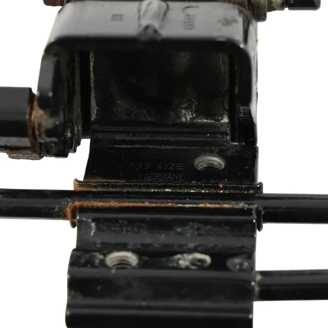 Audi A8 D3 Hintere Tür Unteres Unteres Scharnier Rechts Phantom Schwarz Z9Y - SKU 4E0833412E-PHB - Teilenummer 4E0833412E