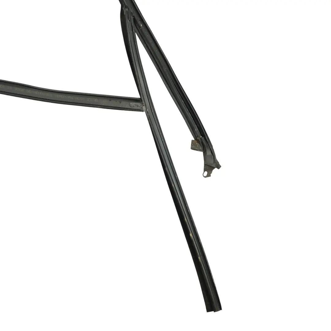 Window Frame Seal Gasket Rubber Front Left N/S to Audi A8 S8 D3 with Part number 4E0837439L Audi A8 S8 D3 Window Frame Seal Gasket Rubber Front Left N/S - SKU 4E0837439L - Part number 4E0837439L