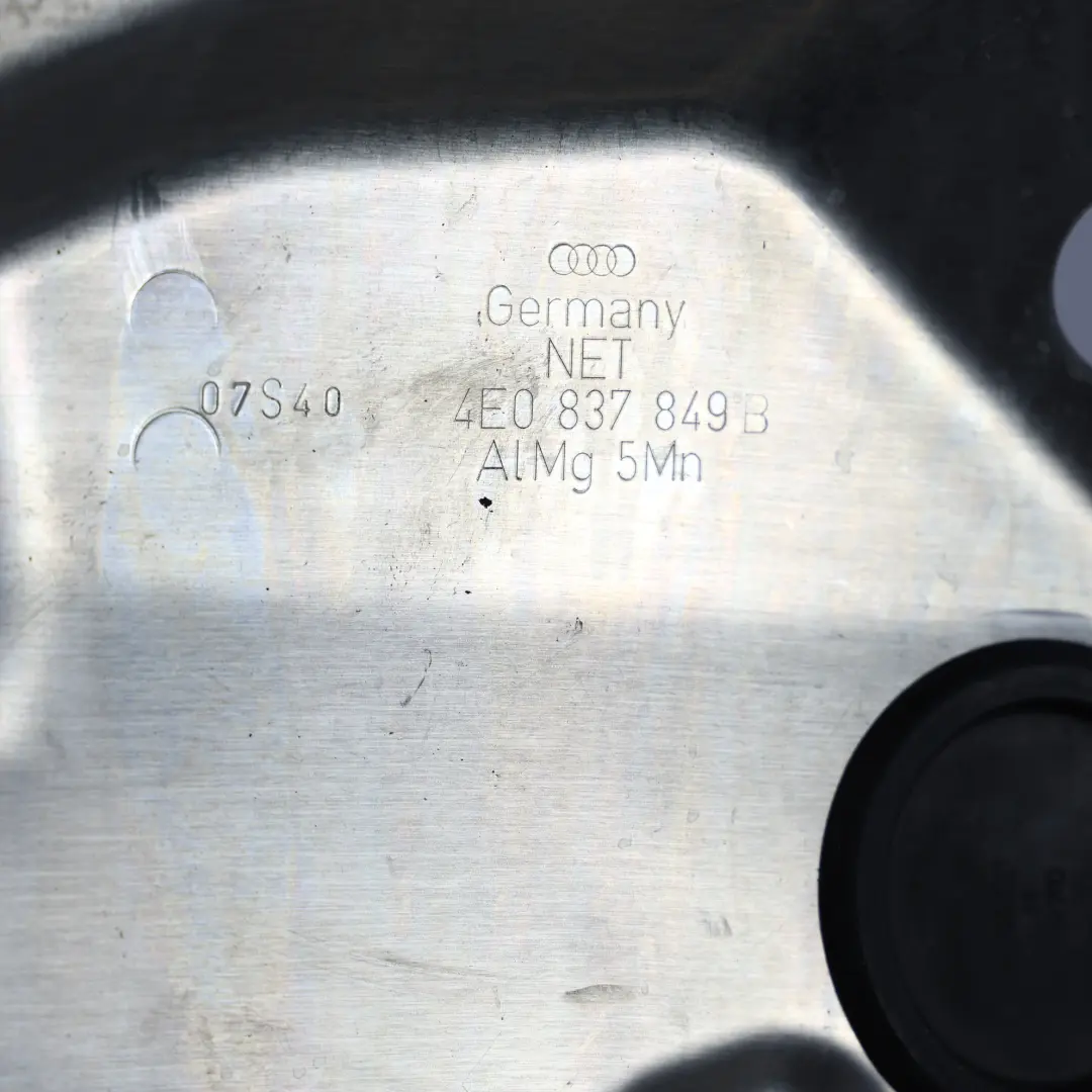 Puerta Delantera Elevalunas Regulador Portadora Izquierda para Audi S8 D3 con número de pieza 4E0837461B Audi S8 D3 Puerta Delantera Elevalunas Regulador Portadora Izquierda - SKU 4E0837461B - Número de pieza 4E0837461B