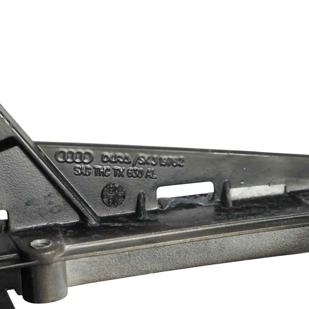 Puerta Delantera Marco Ventana Envolvente Ventana Derecha para Audi S8 D3 con número de pieza 4E0837630H Audi S8 D3 Puerta Delantera Marco Ventana Envolvente Ventana Derecha - SKU 4E0837630H - Número de pieza 4E0837630H