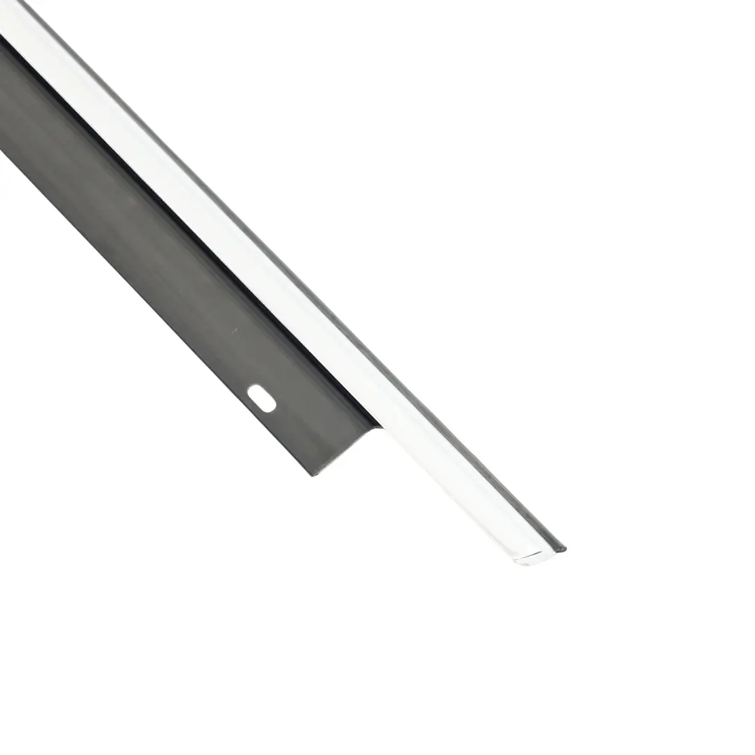 Bande D'Habillage De Vitre De Porte Avant Gauche Chrome 4E0853283 pour Audi A8 S8 D3 à propos du numéro de pièce 4E0853283E Audi A8 S8 D3 Bande D'Habillage De Vitre De Porte Avant Gauche Chrome 4E0853283 - SKU 4E0853283E - Numéro de pièce 4E0853283E