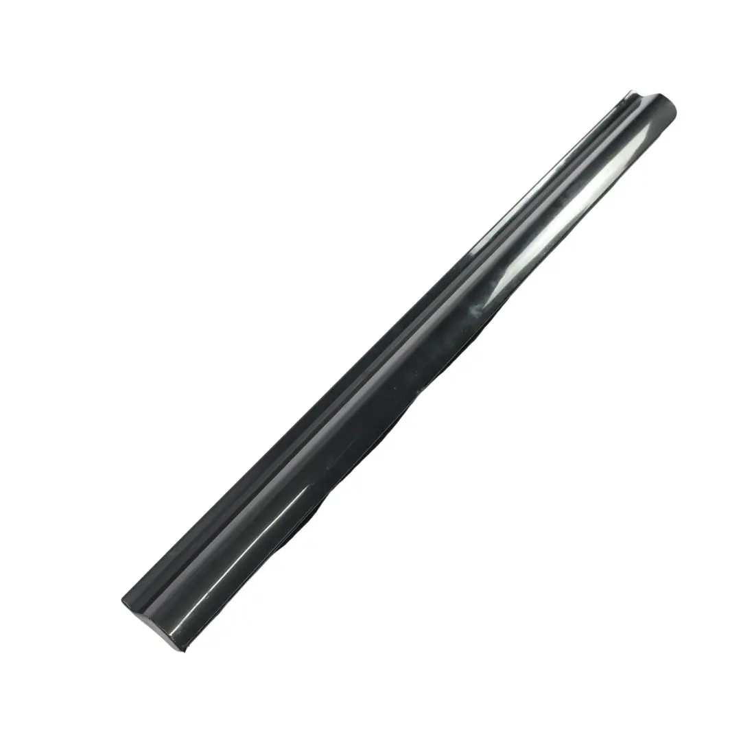 Listwa Ozdobna Drzwi Prawy Przód Phantom Black Czarne - Z9Y do Audi A8 S8 D3 o numerze 4E0853960C Audi A8 S8 D3 Listwa Ozdobna Drzwi Prawy Przód Phantom Black Czarne - Z9Y - SKU 4E0853960C-PHB - Numer Części 4E0853960C