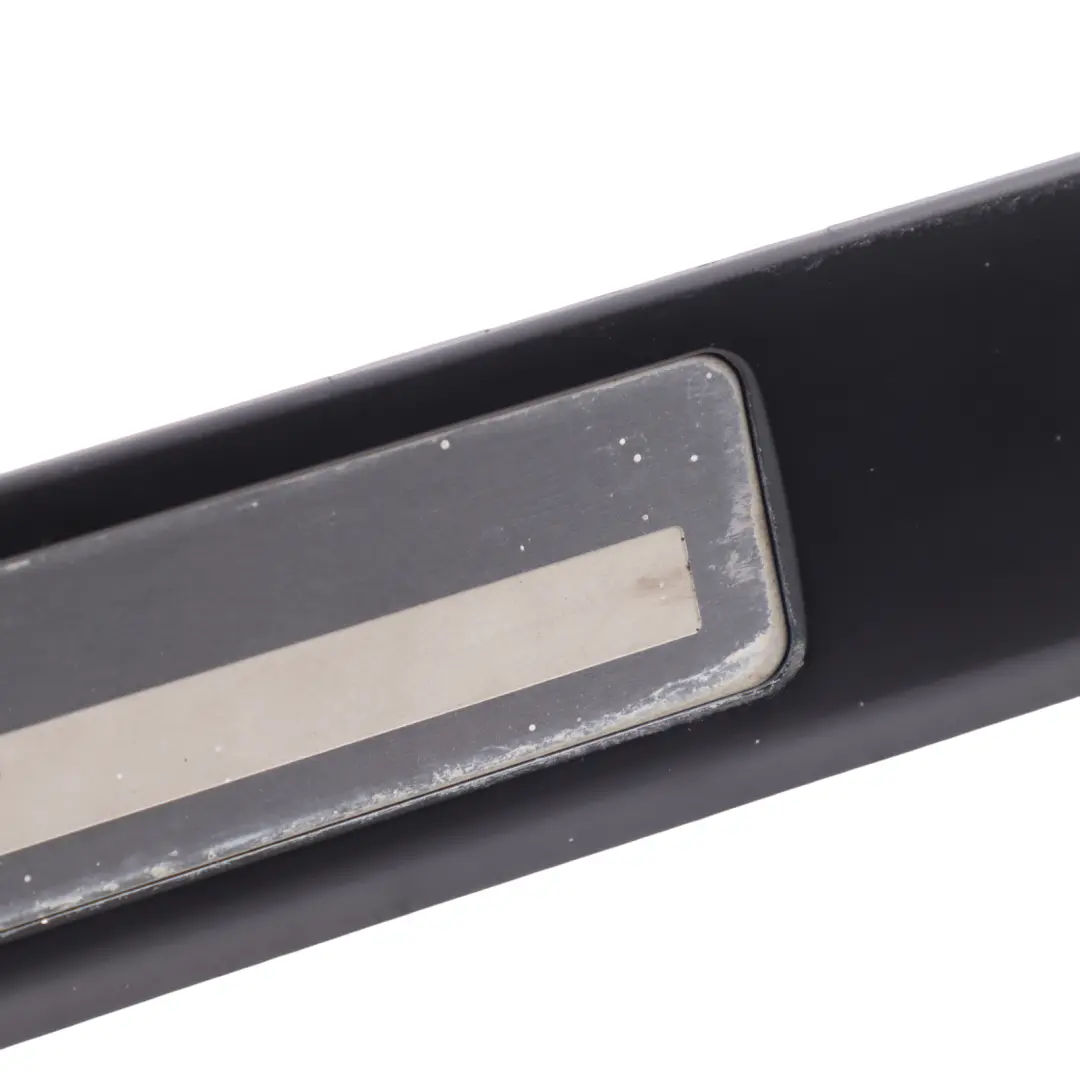 Moldura Umbral Puerta Trasera Derecha S-Line para Audi S8 D3 con número de pieza 4E0853996D Audi S8 D3 Moldura Umbral Puerta Trasera Derecha S-Line - SKU 4E0853996D - Número de pieza 4E0853996D