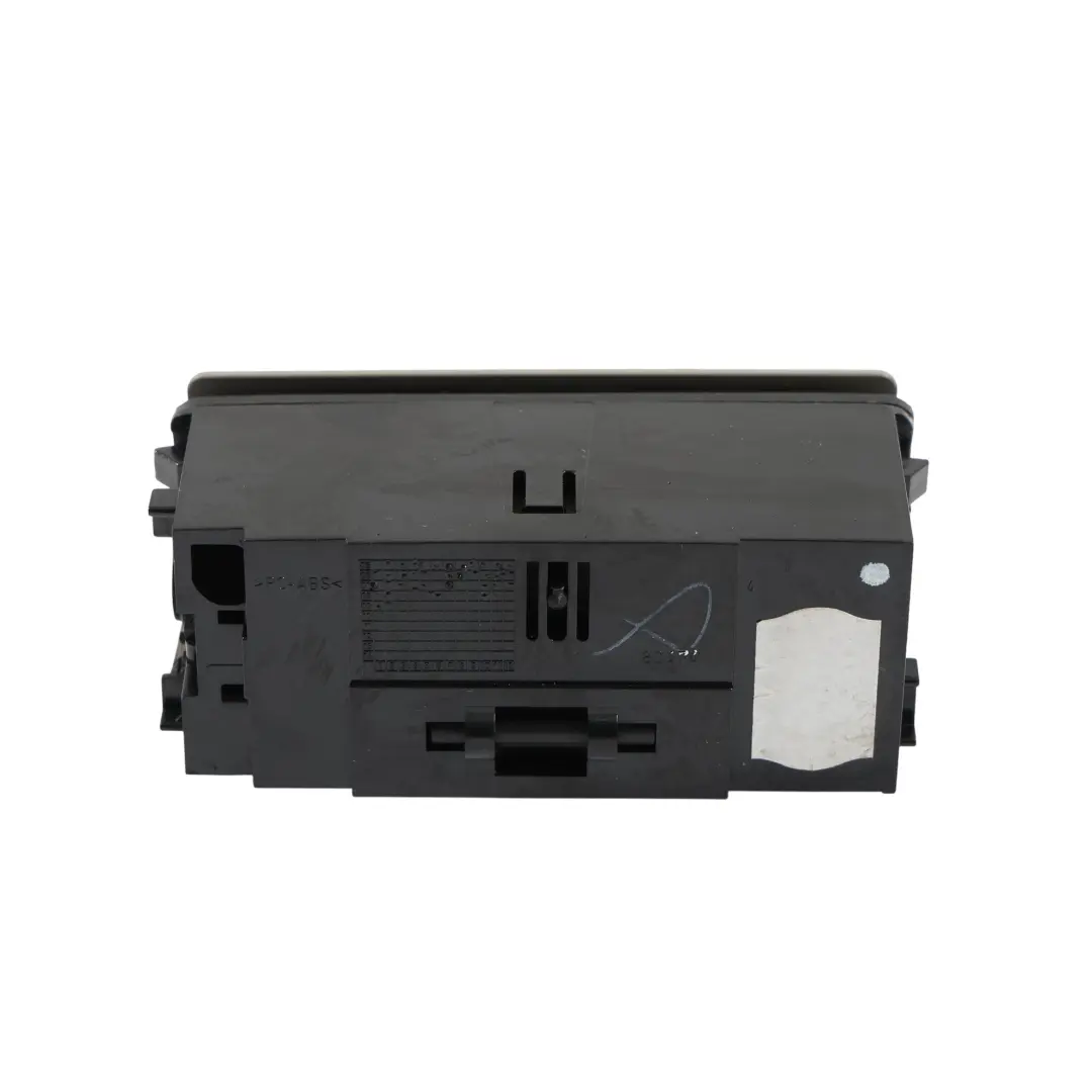 Audi S8 D3 Embellecedor Cenicero Puerta Trasera Gris Platino Derecha 4E0857406E - SKU 4E0857405E - Número de pieza 4E0857405E