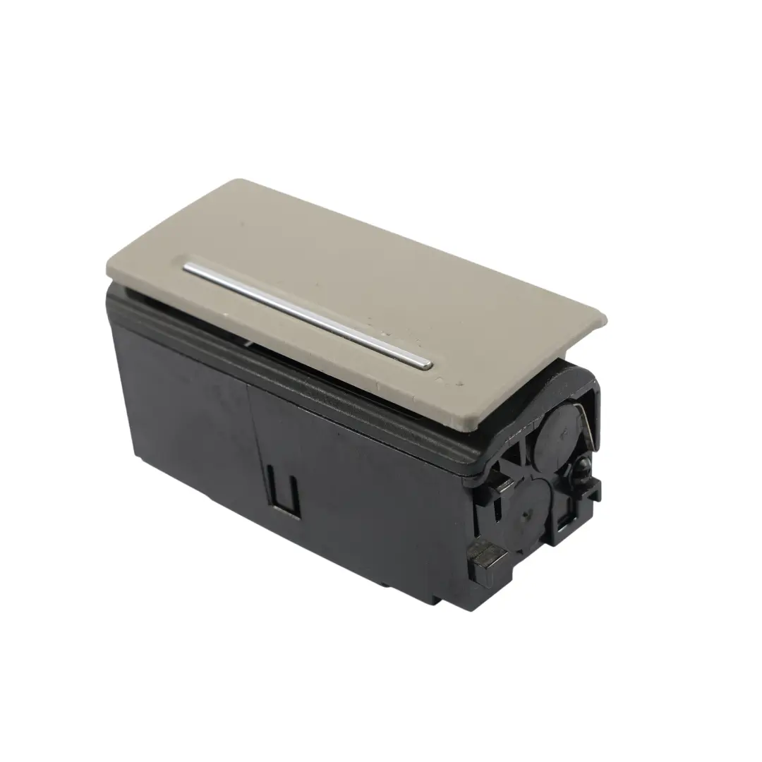 Embelecedor Cenicero Puerta Trasera Gris Platino Izquierdo para Audi S8 D3 con número de pieza 4E0857406E Audi S8 D3 Embelecedor Cenicero Puerta Trasera Gris Platino Izquierdo - SKU 4E0857406E - Número de pieza 4E0857406E