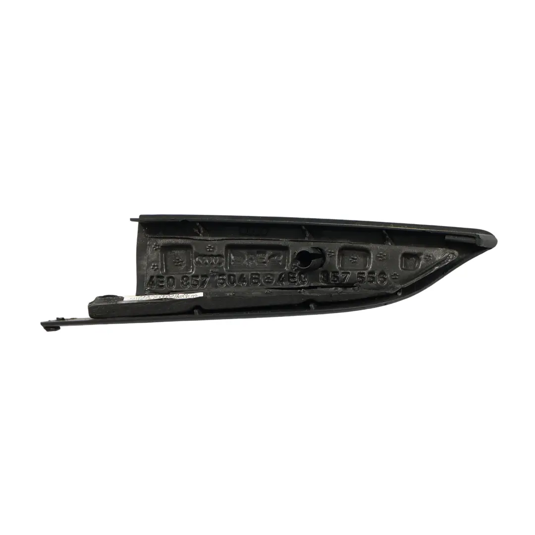 Osłona Zewnętrzna Drzwi Przód Prawo do Audi S8 D3 o numerze 4E0857504B Audi S8 D3 Osłona Zewnętrzna Drzwi Przód Prawo - SKU 4E0857504B - Numer Części 4E0857504B