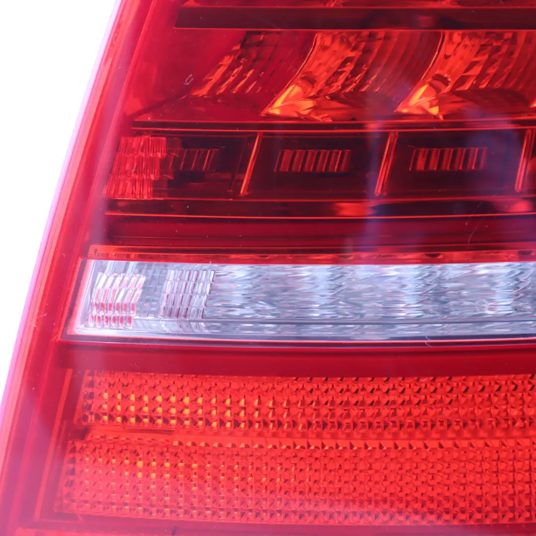 Side Fender Wing Tail Light Lamp Outer Right O/S to Audi S8 D3 Rear with Part number 4E0945096H Audi S8 D3 Rear Side Fender Wing Tail Light Lamp Outer Right O/S - SKU 4E0945096H - Part number 4E0945096H