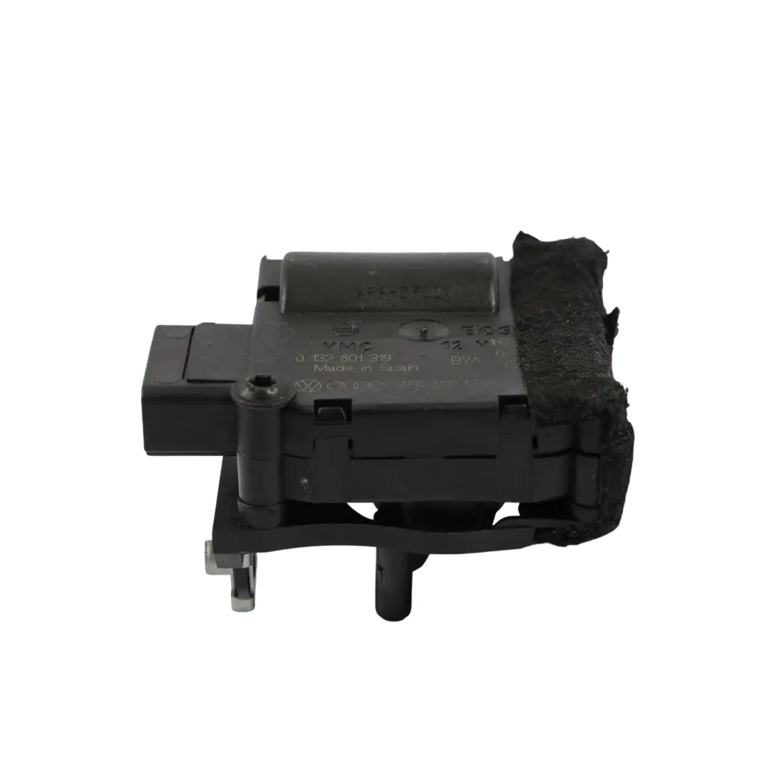 Actionneur Volet Ventilation Tableau Bord Chauffage pour Audi S8 D3 à propos du numéro de pièce 4F0820511B Audi S8 D3 Actionneur Volet Ventilation Tableau Bord Chauffage - SKU 4F0820511B-1 - Numéro de pièce 4F0820511B