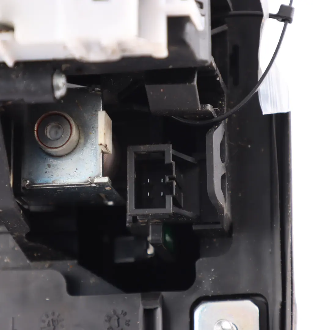 Selector Gearshift Mechanism Automatic Transmission to Audi A6 C6 Gear with Part number 4F2713041T Audi A6 C6 Gear Selector Gearshift Mechanism Automatic Transmission - SKU RHD-4F2713041T - Part number 4F2713041T