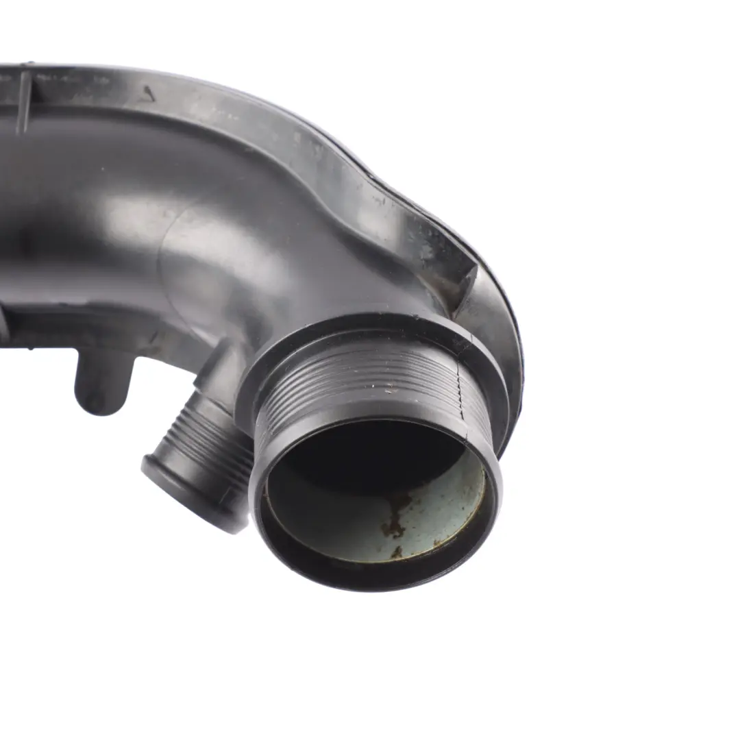 Charge Intercooler Pressure Hose Pipe Line Left N/S to Audi A6 C7 Air with Part number 4G0145673Q Audi A6 C7 Air Charge Intercooler Pressure Hose Pipe Line Left N/S - SKU 4G0145673Q - Part number 4G0145673Q